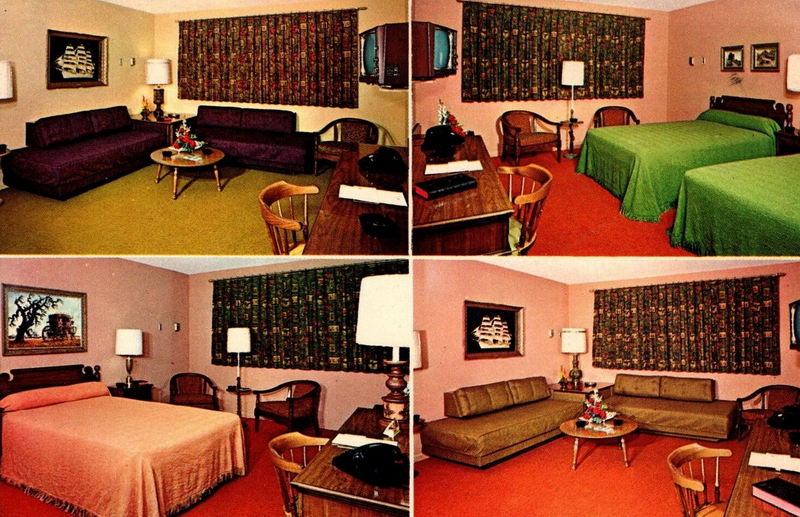 Coach and Lantern Motor Inn - Vintage Postcard (newer photo)